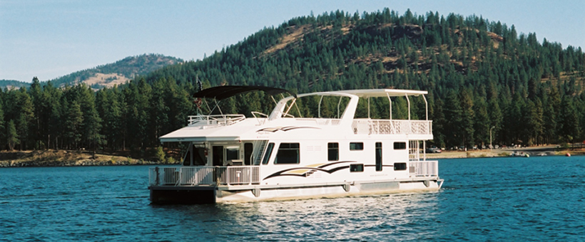 Houseboating in Washington